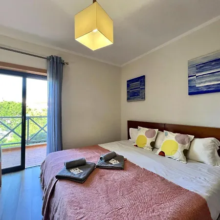 Modern 3 With Pool By Homing Apartment Albufeira