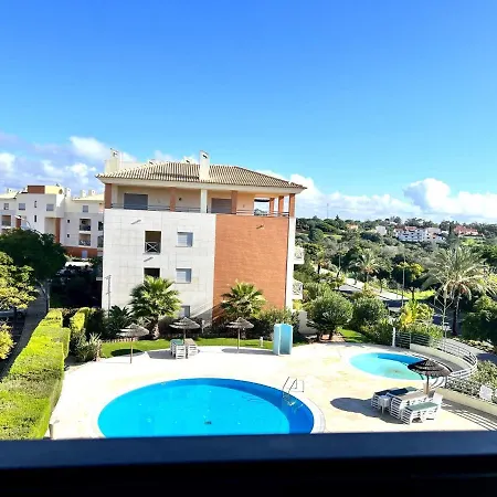 Apartment Modern 3 With Pool By Homing *