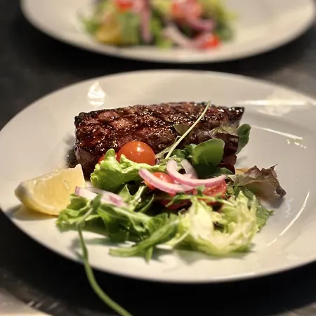 Modern 3 With Pool By Homing *