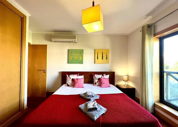 Modern 3 With Pool By Homing Apartamento *