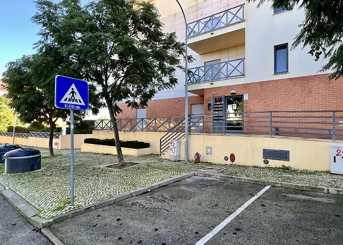 Modern 3 With Pool By Homing Apartamento Albufeira