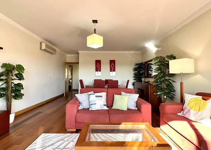 Modern 3 With Pool By Homing Apartamento Albufeira