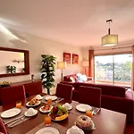 Modern 3 With Pool By Homing Apartamento Albufeira